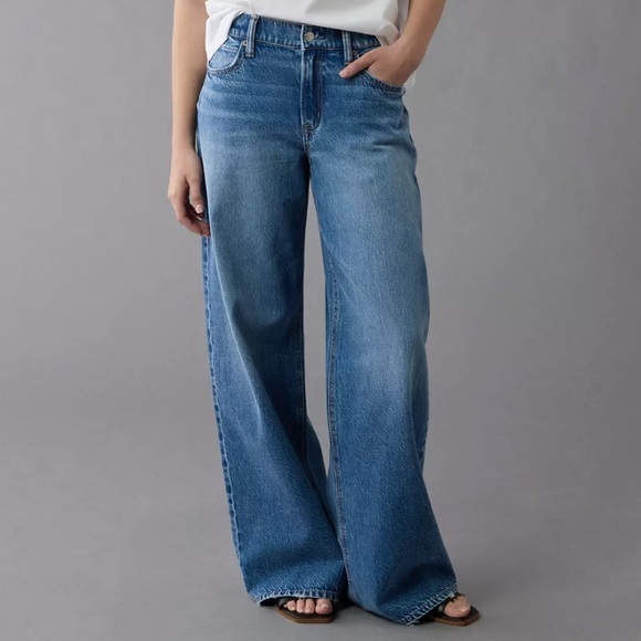 Ae Strigid Low-Rise Ultra Wide-Leg Jean, Nwt, Size 14l
